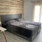 招待所 珀丽卡提斯旅馆 4*