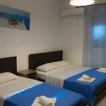 招待所 珀丽卡提斯旅馆 4*
