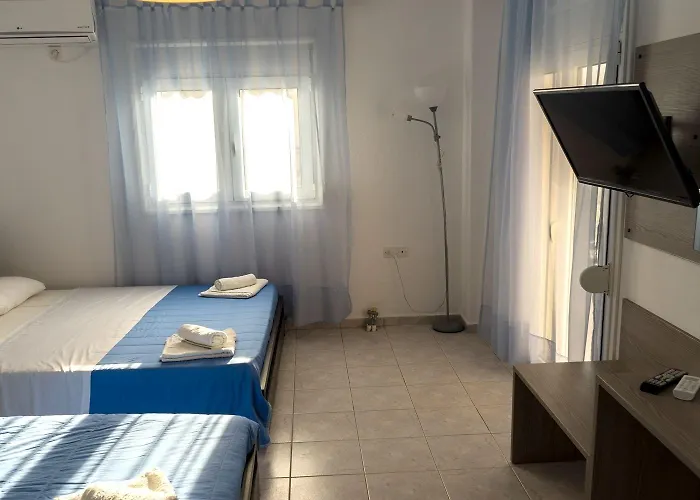 Polykratis 4* העיירה סקיאתוס