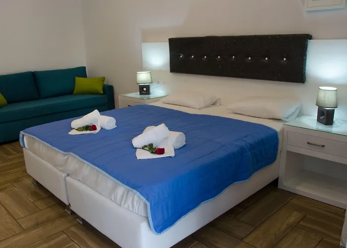 בית הארחה Polykratis 4*