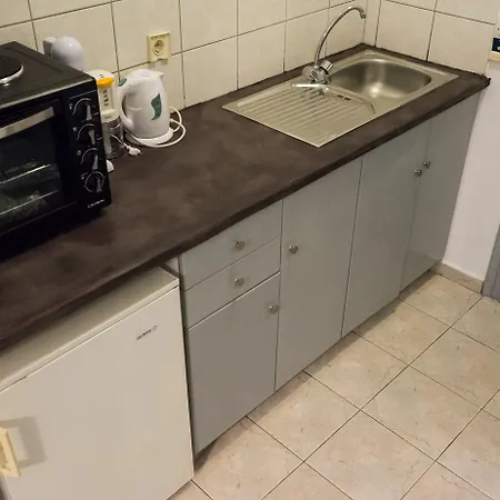 Polykratis Guest house