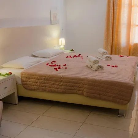 πολυκράτης Πανσιόν 4*