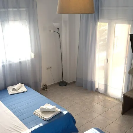 πολυκράτης Πανσιόν