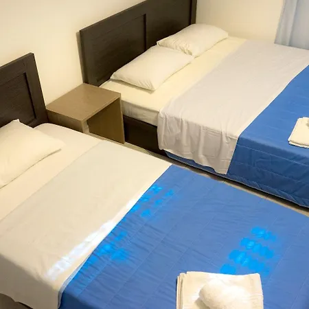 πολυκράτης Πανσιόν 4*