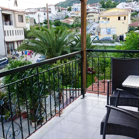 πολυκράτης 4*