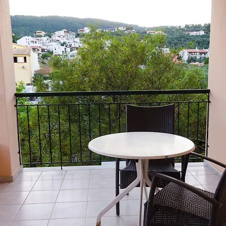 Polykratis Guest house Skiathos Town