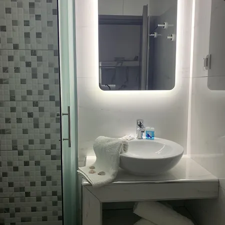 Polykratis Guest house