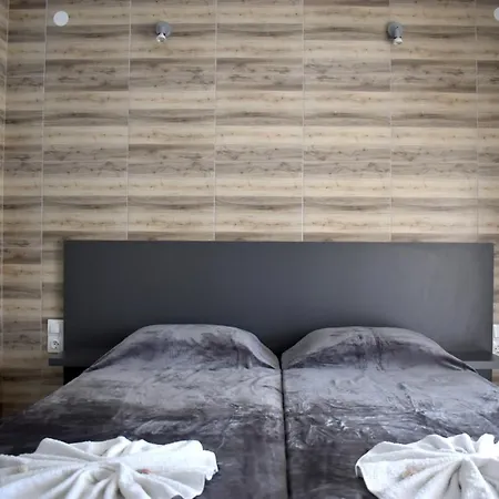 Guest house Polykratis Skiathos Town
