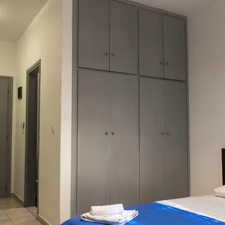 Polykratis Гостевой дом Скиатос