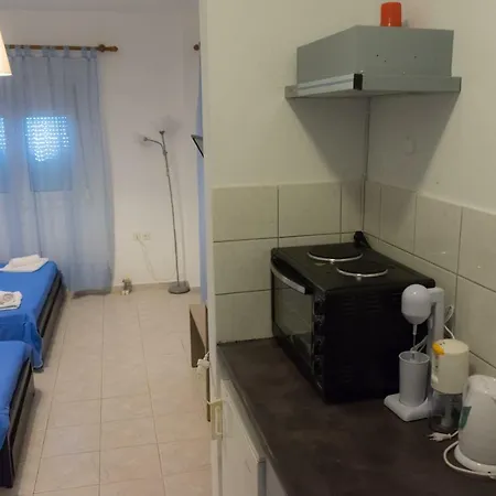 Guest house Polykratis
