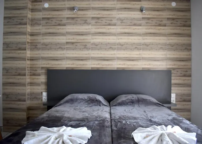 Guest house Polykratis Skiathos Town