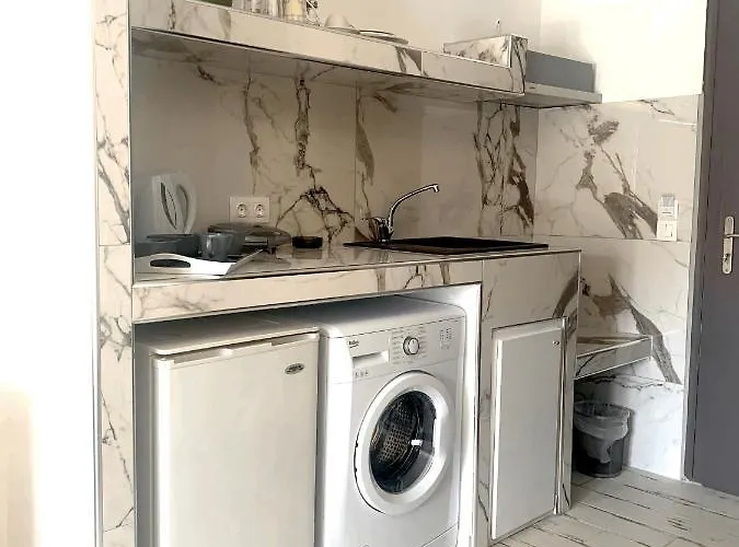 Polykratis Skiathos Town