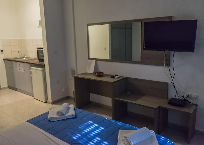 Polykratis 4* Skiathos Town