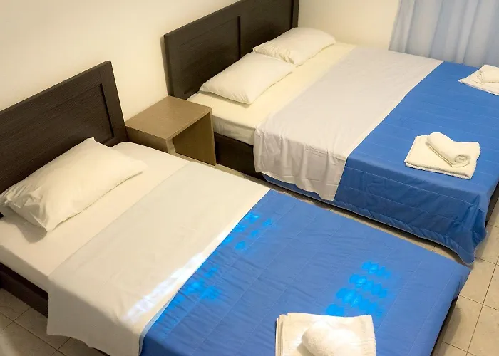 Polykratis Guest house 4*