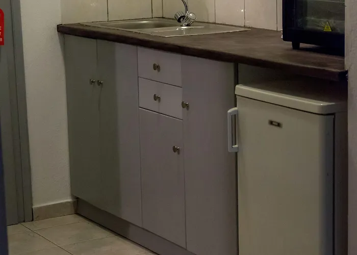 Polykratis Guest house